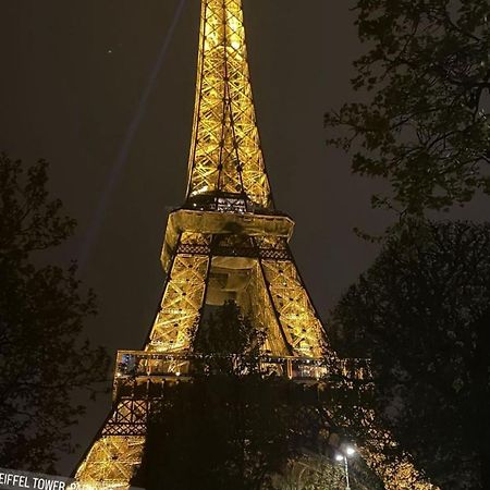 Magnifique Appartement Tour Eiffel Parijs Buitenkant foto